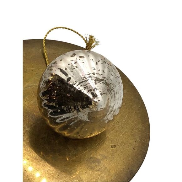 Vintage Mercury Glass Handblown Christmas Ornament Antique Gold With Bronze Topp - Picture 9 of 16